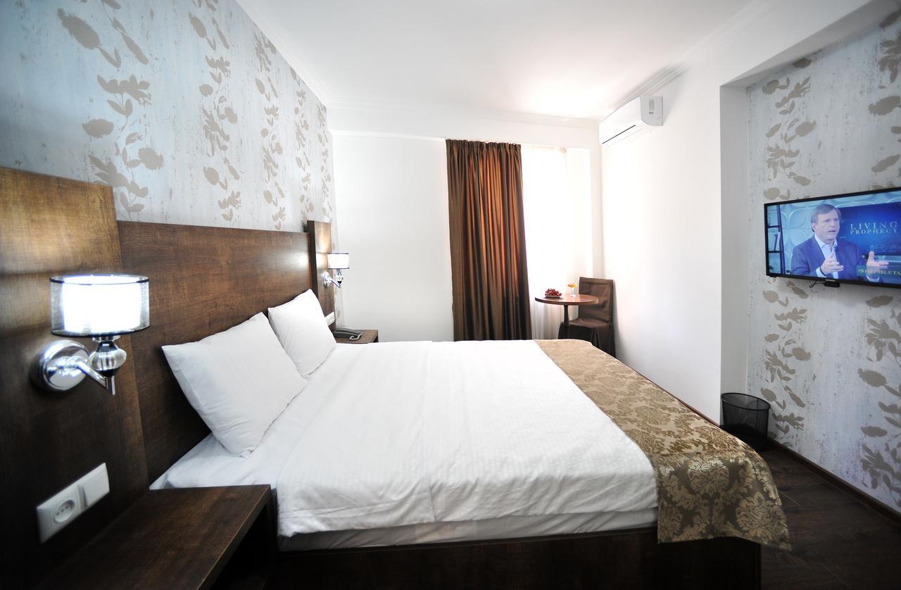 Rk City Hotel Tbilissi Extérieur photo