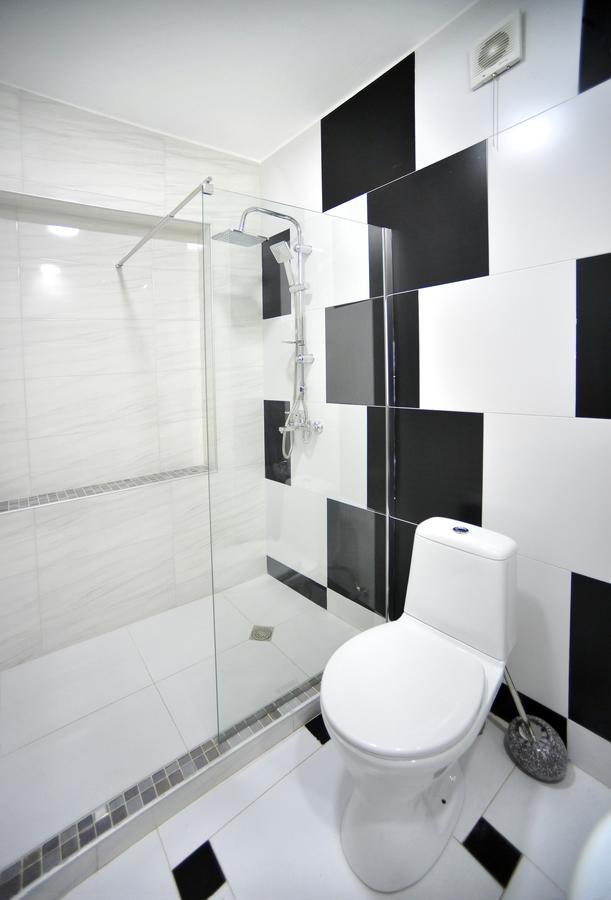 Rk City Hotel Tbilissi Extérieur photo