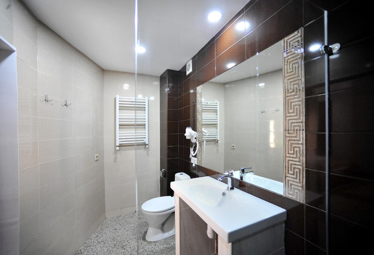 Rk City Hotel Tbilissi Extérieur photo